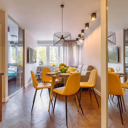 Bruna 2 - Charming Apartment By Noclegi Renters Warsaw Exterior photo