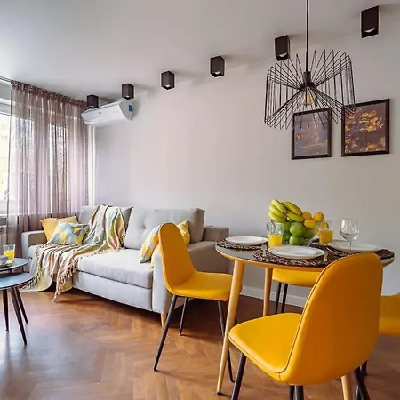 Bruna 2 - Charming Apartment By Noclegi Renters Warsaw Exterior photo