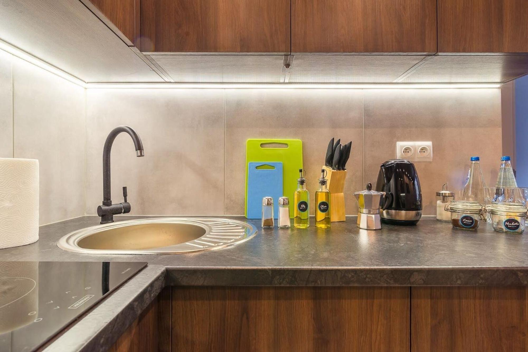 Bruna 2 - Charming By Renters Apartment *